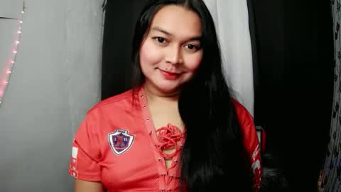 Snapshot of princessaimi69 chatting on 11.22.25 Aimi online show from 11.22.25