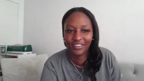 Snapshot of princesscosima chatting on 10.27.25 PrincessCosimaChinky online show from 10.27.25