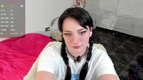 Princess Foxy online show from 12.30.24
