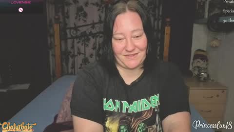 Lux Alot Luxi online show from 04.09.26