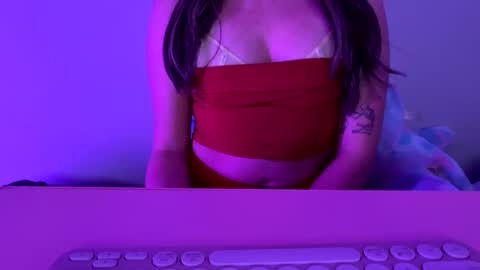 Skye Baby online show from 09.19.25