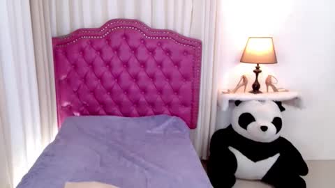 princessyanzy1 online show from 11.26.25