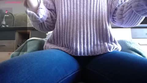 Snapshot of private_space chatting on 10.23.25 Space online show from 10.23.25