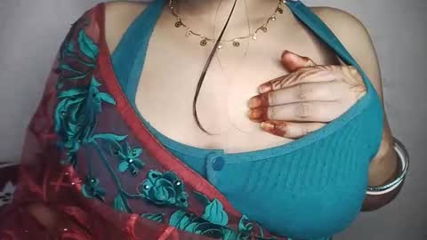 priyu_ online show from 12.15.25