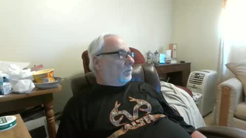 Snapshot of prlbob77 chatting on 02.08.26 prlbob77 online show from 02.08.26