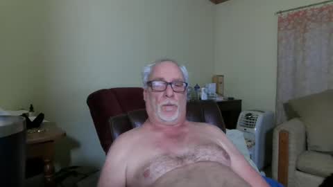 Snapshot of prlbob77 chatting on 03.01.26 prlbob77 online show from 03.01.26