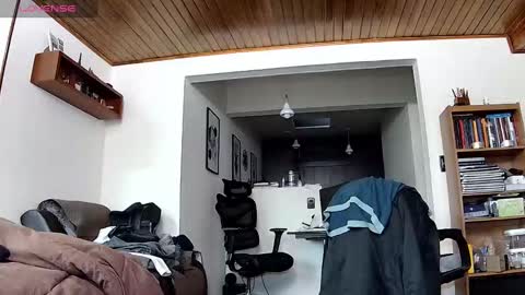 Snapshot of probardetodo chatting on 10.05.25 Probardetodo independent model online show from 10.05.25