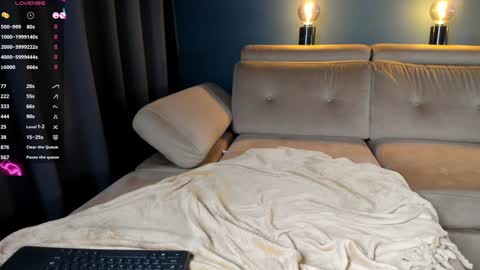 Raven  but you can call me sweetie or honey too  online show from 02.07.25