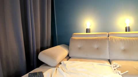 Raven  but you can call me sweetie or honey too  online show from 09.12.25