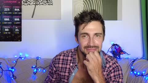 Snapshot of promethe_us chatting on 01.12.25 Prometheus original online show from 01.12.25