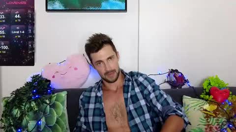 Snapshot of promethe_us chatting on 02.16.25 Prometheus original online show from 02.16.25