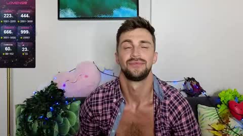 Snapshot of promethe_us chatting on 02.23.25 Prometheus original online show from 02.23.25