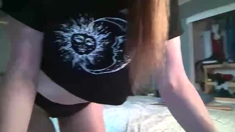 Snapshot of properfuct chatting on 11.03.25 Properfuct online show from 11.03.25