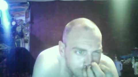 Snapshot of properttw chatting on 04.06.26 properttw online show from 04.06.26