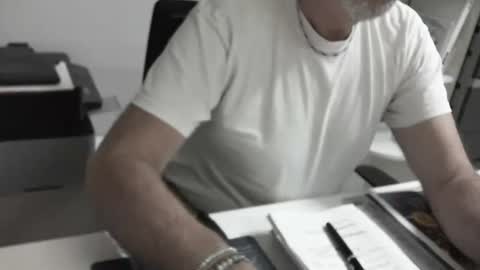 mature hairy guy online show from 05.28.26