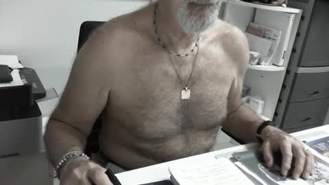 mature hairy guy online show from 06.27.26
