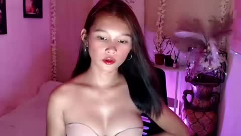 Angela online show from 10.10.25