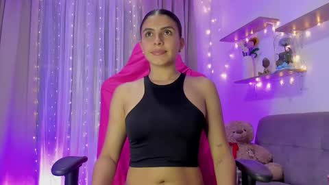    INDEPENDENT MODEL online show from 02.01.26