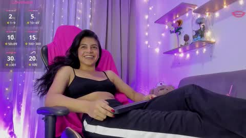    INDEPENDENT MODEL online show from 02.27.26