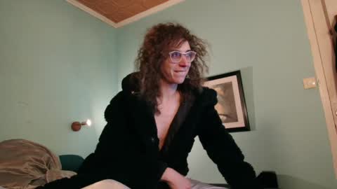 Snapshot of prxscillia_tx chatting on 12.09.24 prxscillia_tx online show from 12.09.24