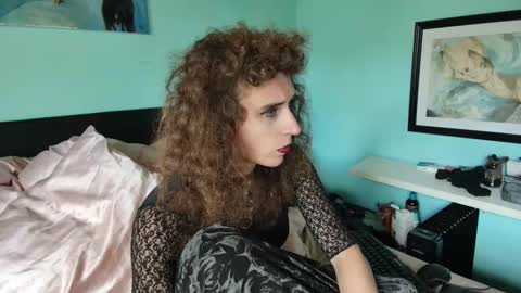 Snapshot of prxscillia_tx chatting on 09.09.25 prxscillia_tx online show from 09.09.25