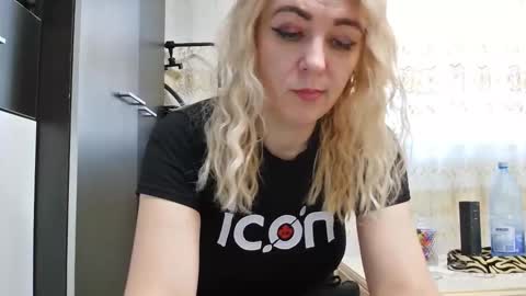 Pryncess sweety online show from 11.13.25