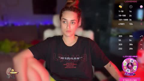 Queen of Pain online show from 09.17.25