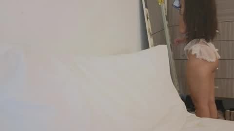 Snapshot of pssiquiss chatting on 11.19.25 Katerine online show from 11.19.25