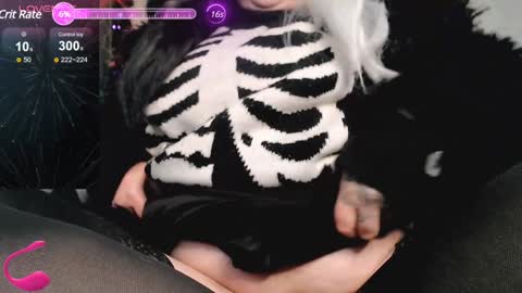 OlivePsy online show from 12.29.24