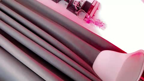 public_slut_cam online show from 09.30.25