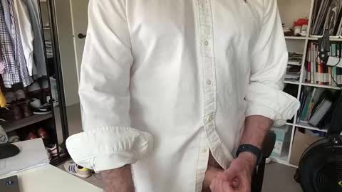 Snapshot of puffiest chatting on 03.11.25 puffiest online show from 03.11.25