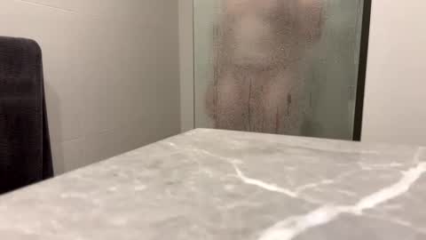 Snapshot of puffiest chatting on 10.26.25 puffiest online show from 10.26.25