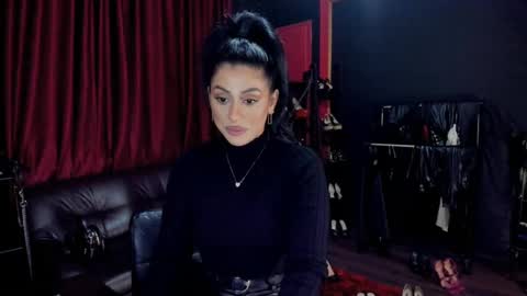 MissPuffyLove online show from 12.07.24