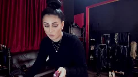 MissPuffyLove online show from 03.17.26