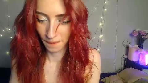 Snapshot of pufpufog chatting on 02.28.25 EsteticHouse online show from 02.28.25