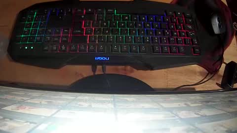 Snapshot of puky_mza chatting on 12.18.24 puky_mza online show from 12.18.24