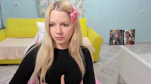 Victoria online show from 12.14.25