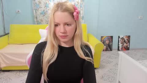 Victoria online show from 03.22.26