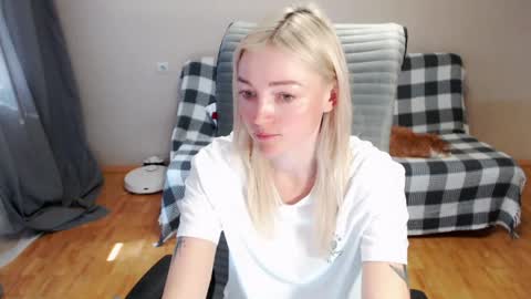 Polly online show from 05.17.26