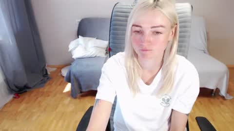 Polly online show from 07.05.26