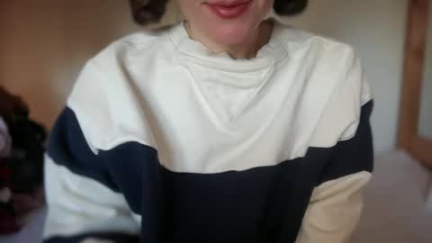 Madison Oak online show from 11.21.25