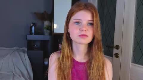 Mia online show from 09.17.25