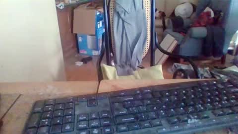 pup_y online show from 10.18.25