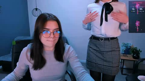 Snapshot of pure_radiance chatting on 12.10.24 Ask me3 online show from 12.10.24