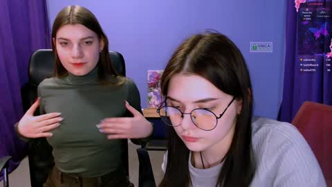 Snapshot of pure_radiance chatting on 12.13.24 Ask me3 online show from 12.13.24