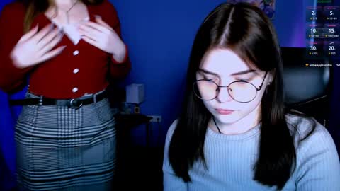 Snapshot of pure_radiance chatting on 12.25.24 Ask me3 online show from 12.25.24