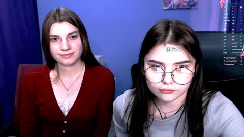 Snapshot of pure_radiance chatting on 12.25.24 Ask me3 online show from 12.25.24