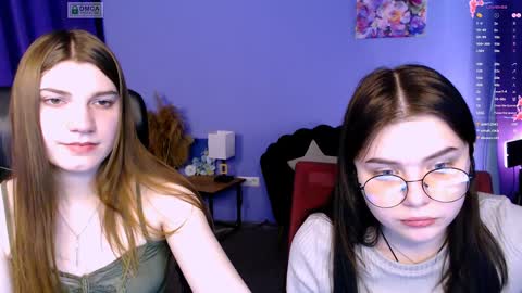 Snapshot of pure_radiance chatting on 12.28.24 Ask me3 online show from 12.28.24