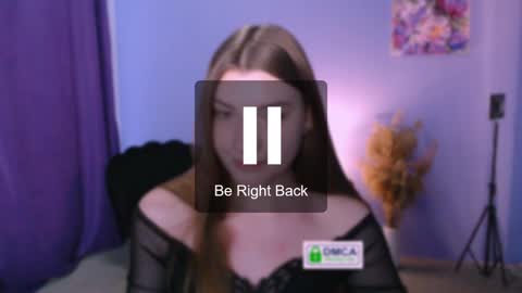 Snapshot of pure_radiance chatting on 01.08.25 Ask me3 online show from 01.08.25