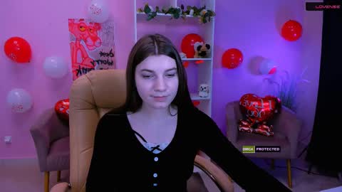 Snapshot of pure_radiance chatting on 02.15.25 Ask me3 online show from 02.15.25